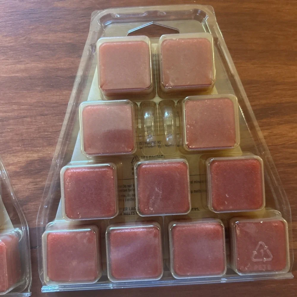 3 Glade Wax Melts APPLE CINNAMON CHEER  CHRISTMAS TREE 11 Total Tarts 4.26oz/pkg